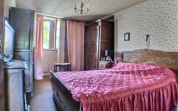 Maison à vendre    3 pièces •  Aubaine