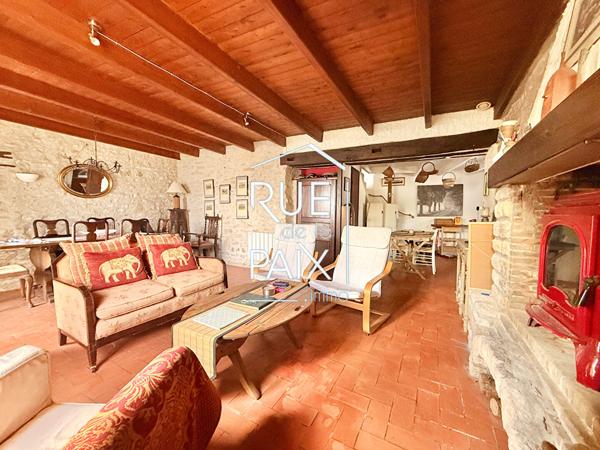 79390 LHOUMOIS Maison en pierre à Lhoumois