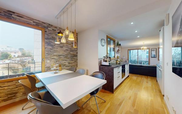 Appartement à vendre    3 pièces • 83 m2 Lyon 5