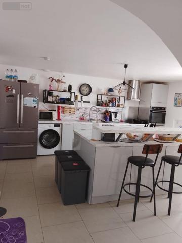 Maison de ville à vendre à La Flèche dans la Sarthe (72200), ref : 407   
la fleche