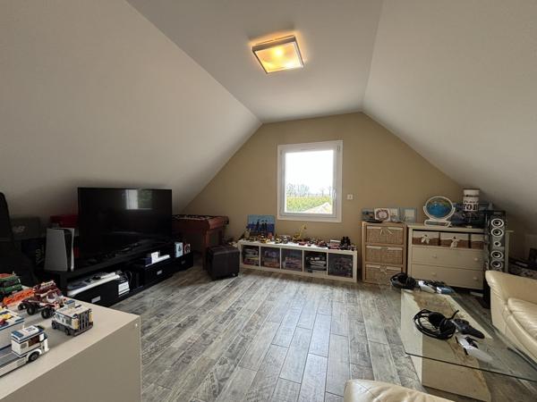 Maison familiale 8 pièces - terrain 2500 m²