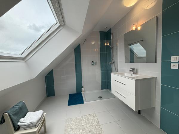 Maison familiale 8 pièces - terrain 2500 m²