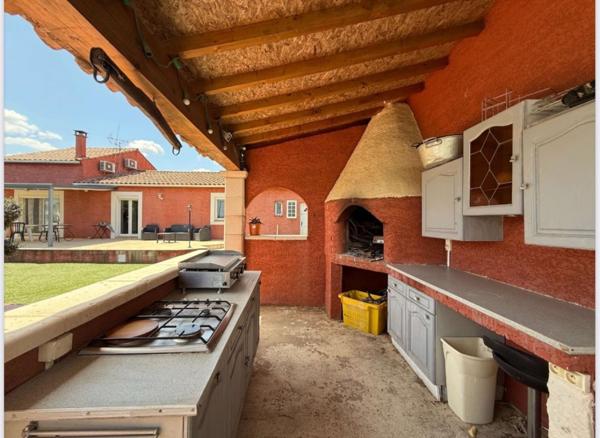 Villa  6 pièce(s) -121 m2 - 11200 LEZIGNAN CORBIERES - 305 000 HAI