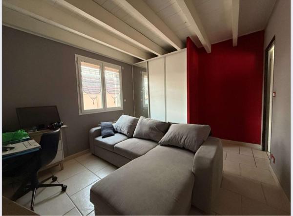 Villa  6 pièce(s) -121 m2 - 11200 LEZIGNAN CORBIERES - 305 000 HAI