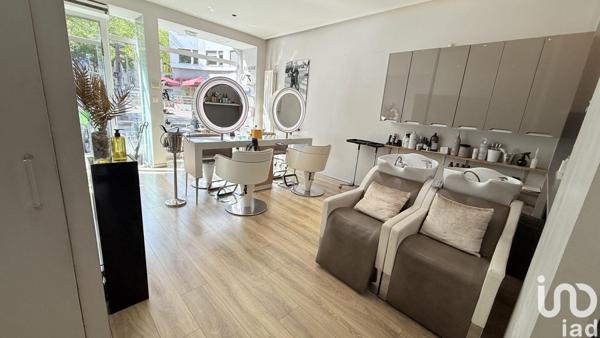 Boutique/Local commercial à vendre 65 m² Paris 8