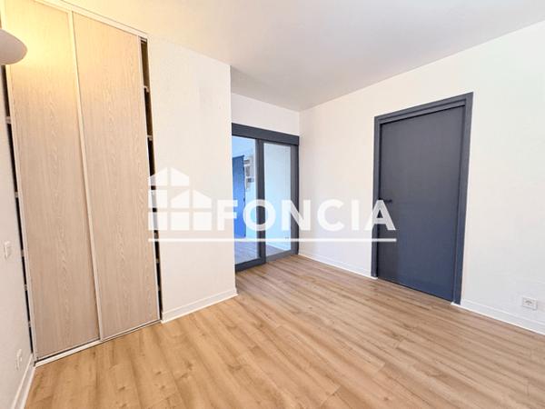 Location Studio 30.79 m² - 28 RUE D'AUZETTE Limoges 87000