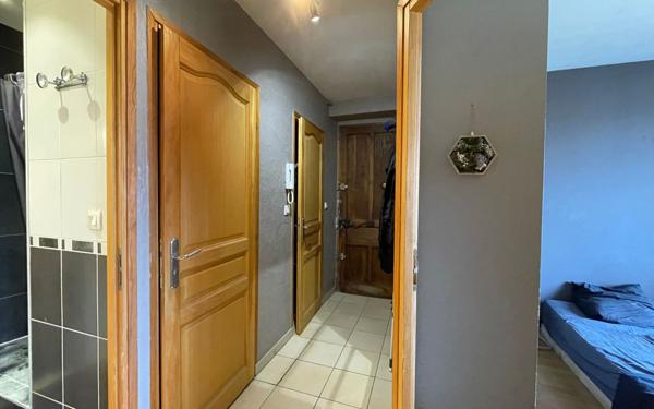 Appartement à vendre    2 pièces •  Villeurbanne