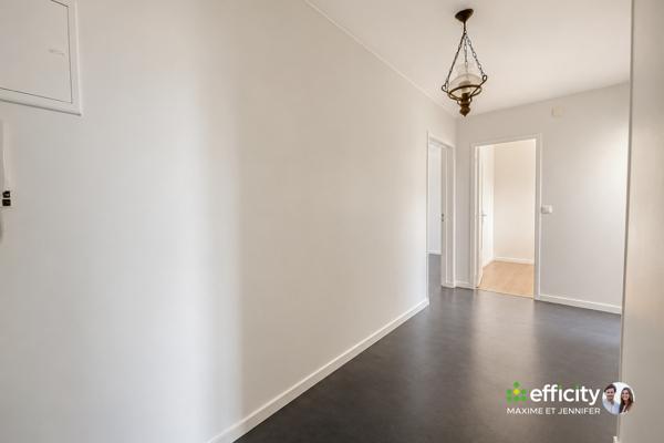 Appartement
         3 pièces
        - 73 m² Exclusivité 364 900 € *
