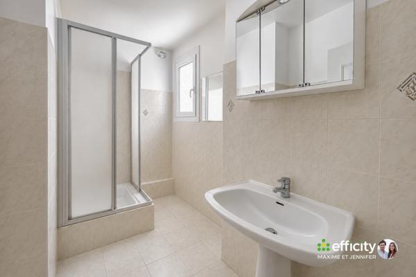 Appartement
         3 pièces
        - 73 m² Exclusivité 364 900 € *