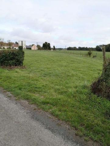 BRETEUIL - Terrain constructible 1800 m² plat & clos proche forêt