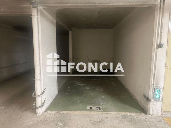 Location Parking - 71 RUE BLANCHE Paris 75009