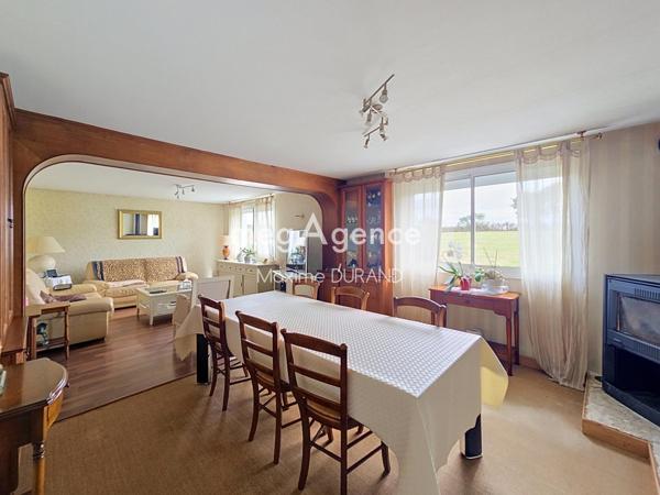 Maison à TOUTLEMONDE, 49360 - 6 pièces 155m²
