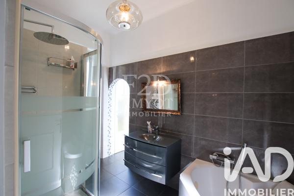Appartement à vendre 5 pièces 157 m² Saint-Laurent-du-Var