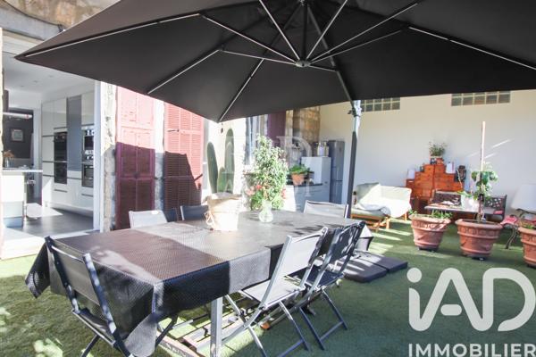 Appartement à vendre 5 pièces 157 m² Saint-Laurent-du-Var