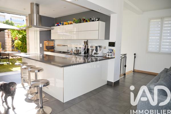 Appartement à vendre 5 pièces 157 m² Saint-Laurent-du-Var