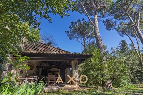 NÎMES  MAISON DE CARACTÈRE FACON BASTIDE PROVENCALE 8 PIÈCES  205 M²  PISCINE  TERRAIN