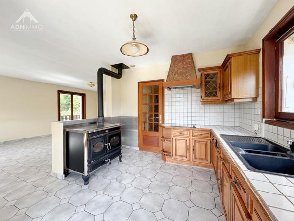 Saint-Genis-Pouilly (01630) Maison 6 Pièces 160 m2