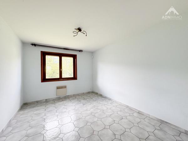 Saint-Genis-Pouilly (01630) Maison 6 Pièces 160 m2