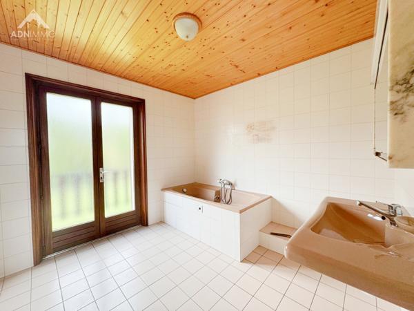 Saint-Genis-Pouilly (01630) Maison 6 Pièces 160 m2