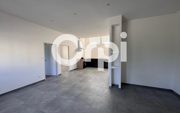 Appartement à louer    3 pièces • 66,33 m2 Saint-Étienne-de-Saint-Geoirs