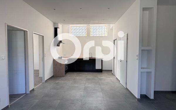 Appartement à louer    3 pièces • 66,33 m2 Saint-Étienne-de-Saint-Geoirs