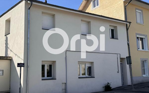 Appartement à louer    3 pièces • 66,33 m2 Saint-Étienne-de-Saint-Geoirs