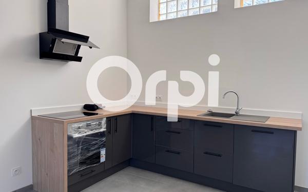 Appartement à louer    3 pièces • 66,33 m2 Saint-Étienne-de-Saint-Geoirs