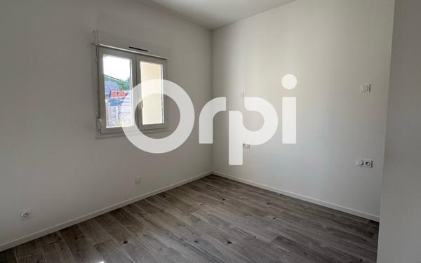 Appartement à louer    3 pièces • 66,33 m2 Saint-Étienne-de-Saint-Geoirs