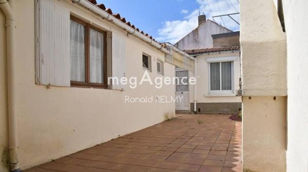 Maison à LES SABLES-D'OLONNE, 85100 - 4 pièces 112m²