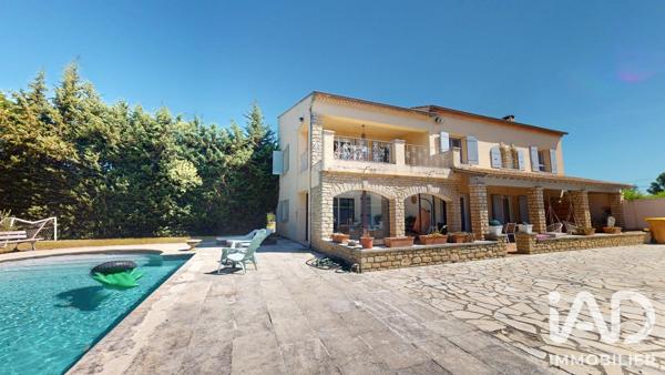 Maison à vendre 7 pièces 200 m² Cavaillon
