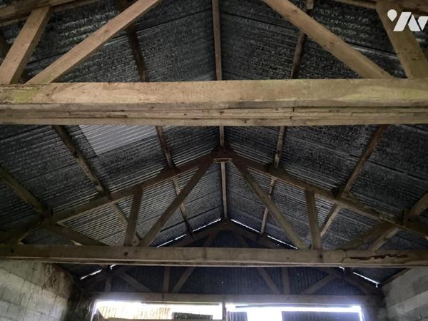 LONGERE A RENOVER AVEC TERRAIN