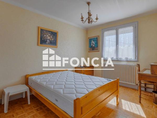 À vendre Maison 4 pièces 151 m² - Rillieux-la-pape 69140