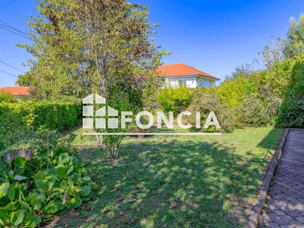 À vendre Maison 4 pièces 151 m² - Rillieux-la-pape 69140