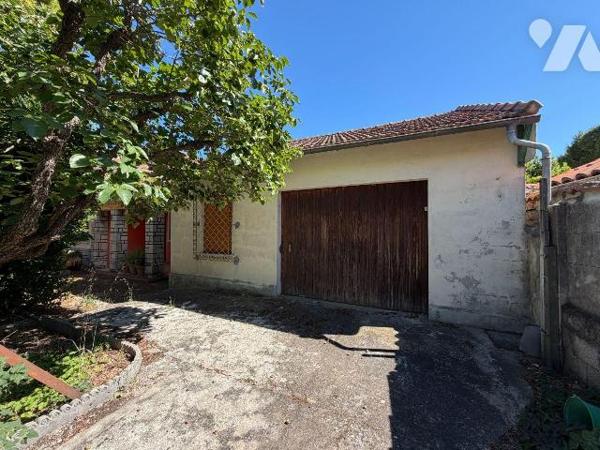 A VENDRE TOULON (VAR) 83200 - QUARTIER LES ROUTES - PETITE MAISON ANCIENNE 51.65 M2 + DEPENDANC...