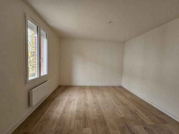 Maison à LE MESNIL ESNARD (76240)