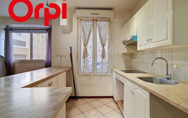 Appartement à vendre    3 pièces • 70,60 m2 Toulon