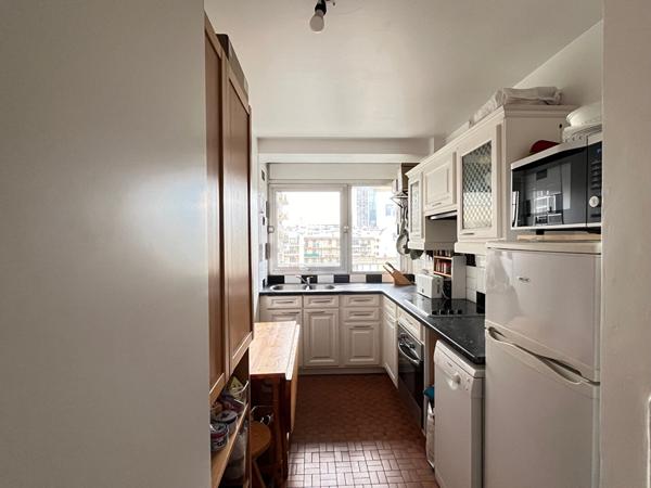 Puteaux : Appartement de 3 pièces de 61m² avec Balcon, cave et Parking