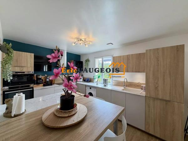 Vente                                                      Maison
                        
                     5 pièces                      101 m2                     à Coulommiers