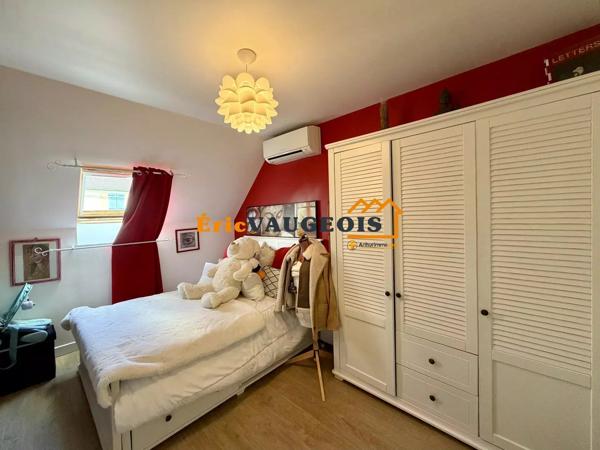 Vente                                                      Maison
                        
                     5 pièces                      101 m2                     à Coulommiers
