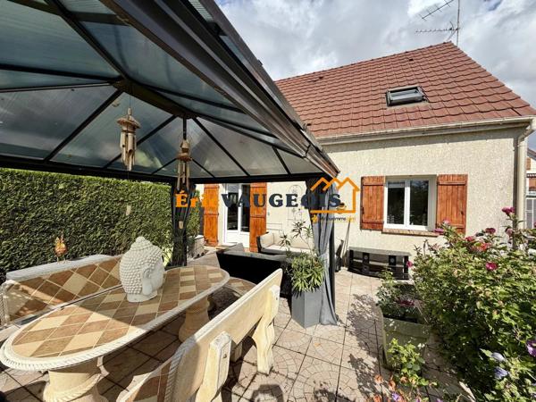 Vente                                                      Maison
                        
                     5 pièces                      101 m2                     à Coulommiers