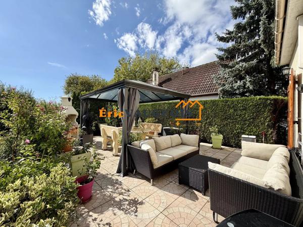 Vente                                                      Maison
                        
                     5 pièces                      101 m2                     à Coulommiers