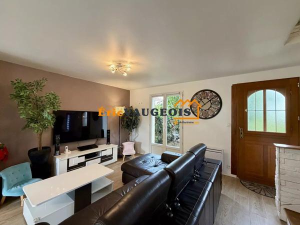 Vente                                                      Maison
                        
                     5 pièces                      101 m2                     à Coulommiers
