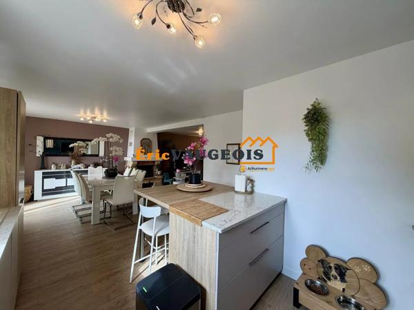 Vente                                                      Maison
                        
                     5 pièces                      101 m2                     à Coulommiers