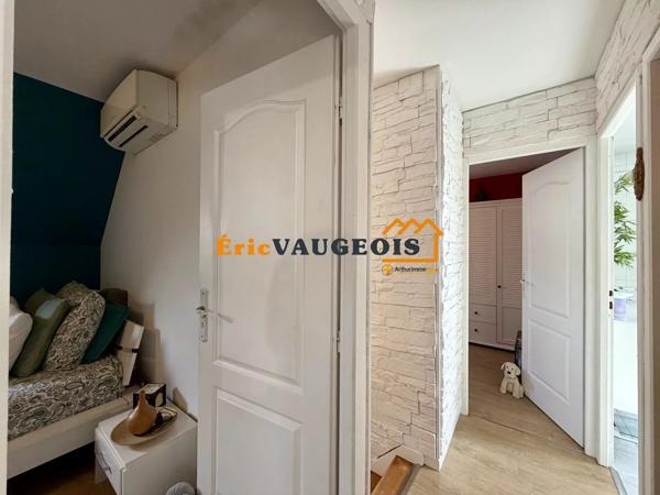 Vente                                                      Maison
                        
                     5 pièces                      101 m2                     à Coulommiers