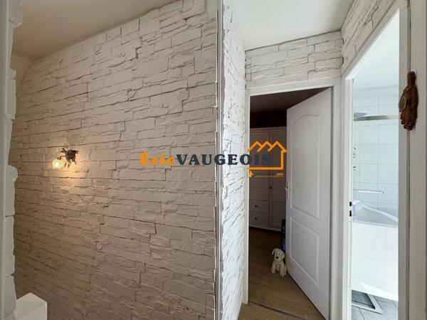 Vente                                                      Maison
                        
                     5 pièces                      101 m2                     à Coulommiers