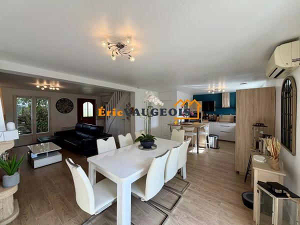 Vente                                                      Maison
                        
                     5 pièces                      101 m2                     à Coulommiers
