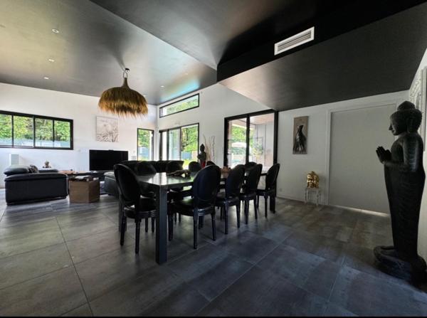 Maison à PLUMELEC, 56420 - 6 pièces 145m²