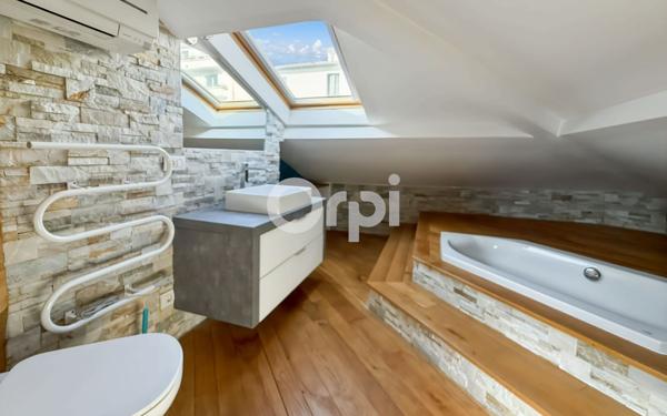 Appartement à vendre    4 pièces • 78 m2 Nice