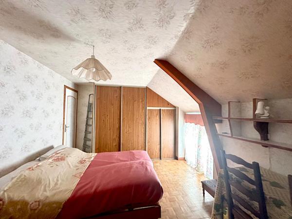 BLAIN - MAISON 3 CHAMBRES AVEC DEPENDANCES