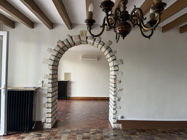 Maison à louer 680 € CC Montigny 7 p 127 m² DPE D